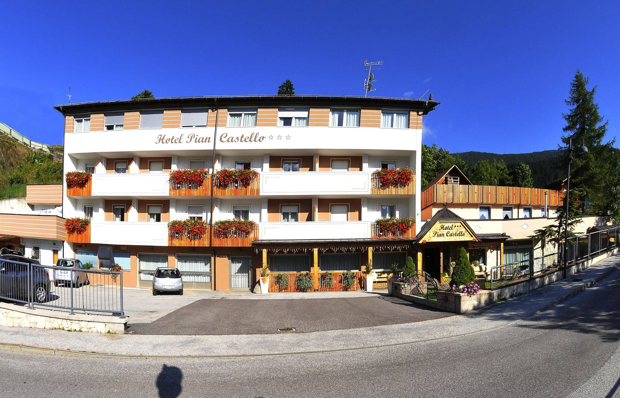 Hotel Piancastello Andalo Exterior foto
